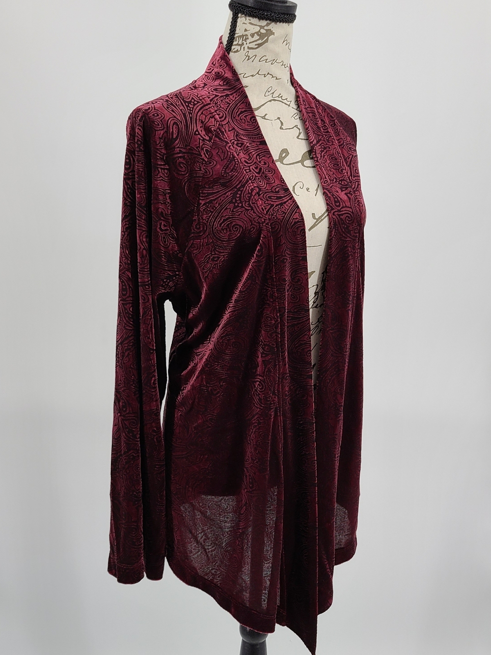 Chico's Velvet Open-Front Drape Cardigan in Deep Wine Paisley Size 2/Small